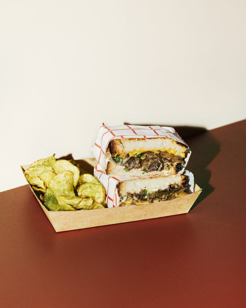 Köp en valfri macka