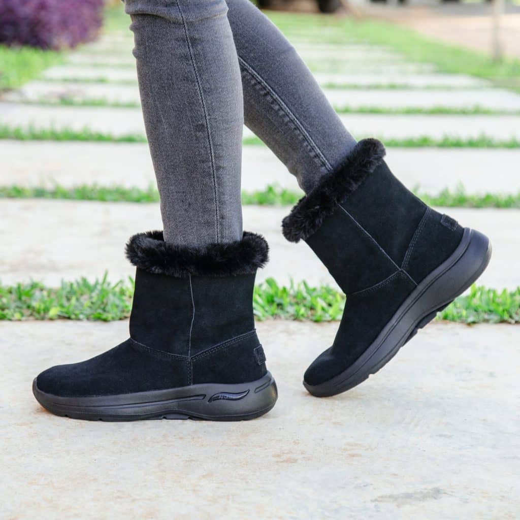 20-40% at outlet price